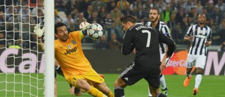 Cristiano Ronaldo l-a egalat pe Luiz Adriano in topul "tunarilor" din Liga Campionilor